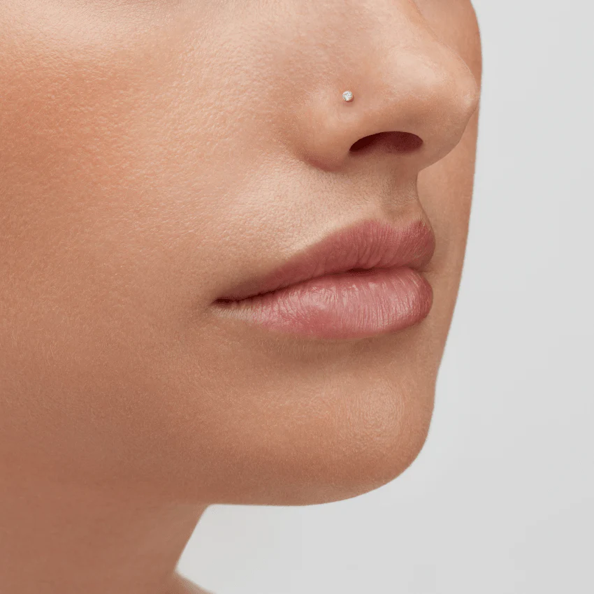 Invisible Set Diamond Nostril Screw - Image 58
