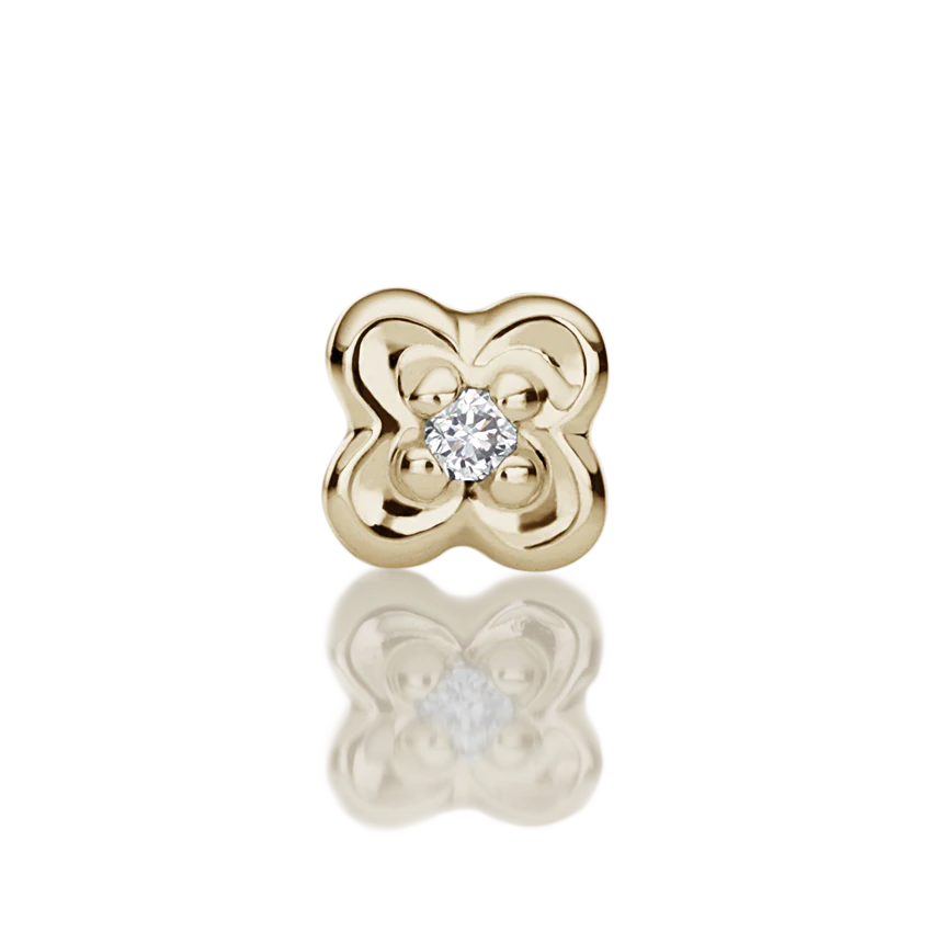 Diamond Lucky Clover Threaded Stud Earring - Image 6