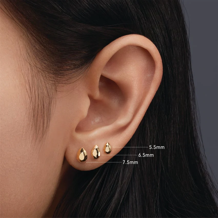 Faceted Gold Pear Threaded Stud Earring - Image 9