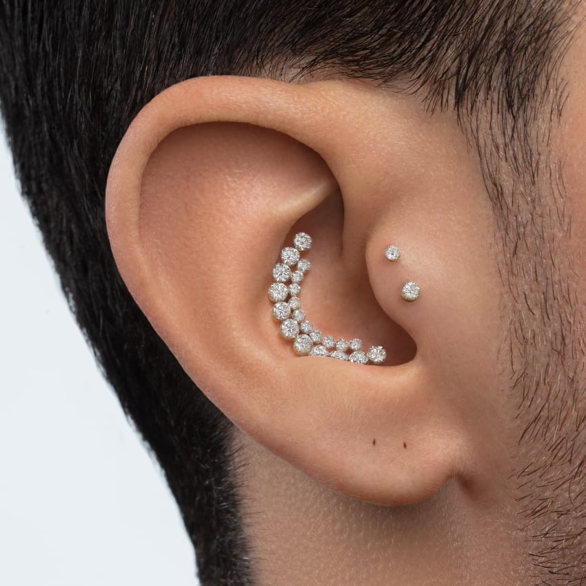 Invisible Set Diamond Apsara Curve Threaded Stud Earring - Image 3