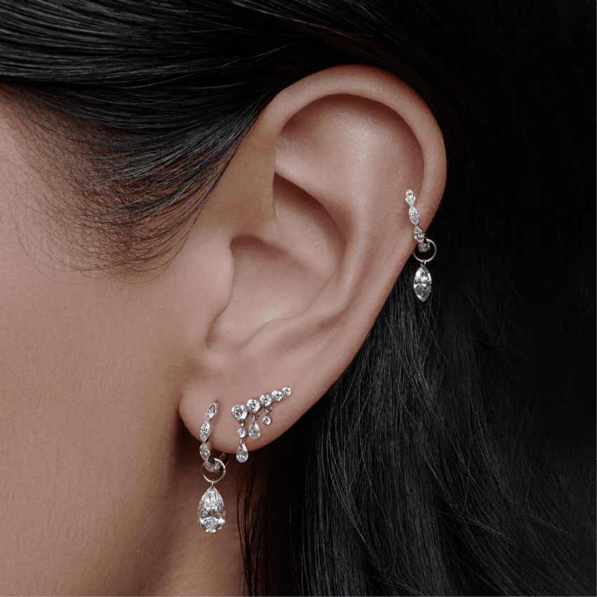 Invisible Set Diamond Crescendo Bar Threaded Stud Earring - Image 6
