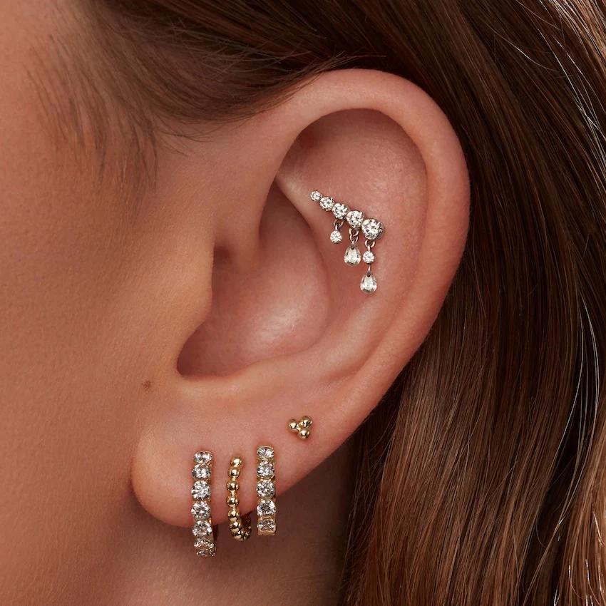Invisible Set Diamond Crescendo Bar Threaded Stud Earring - Image 8