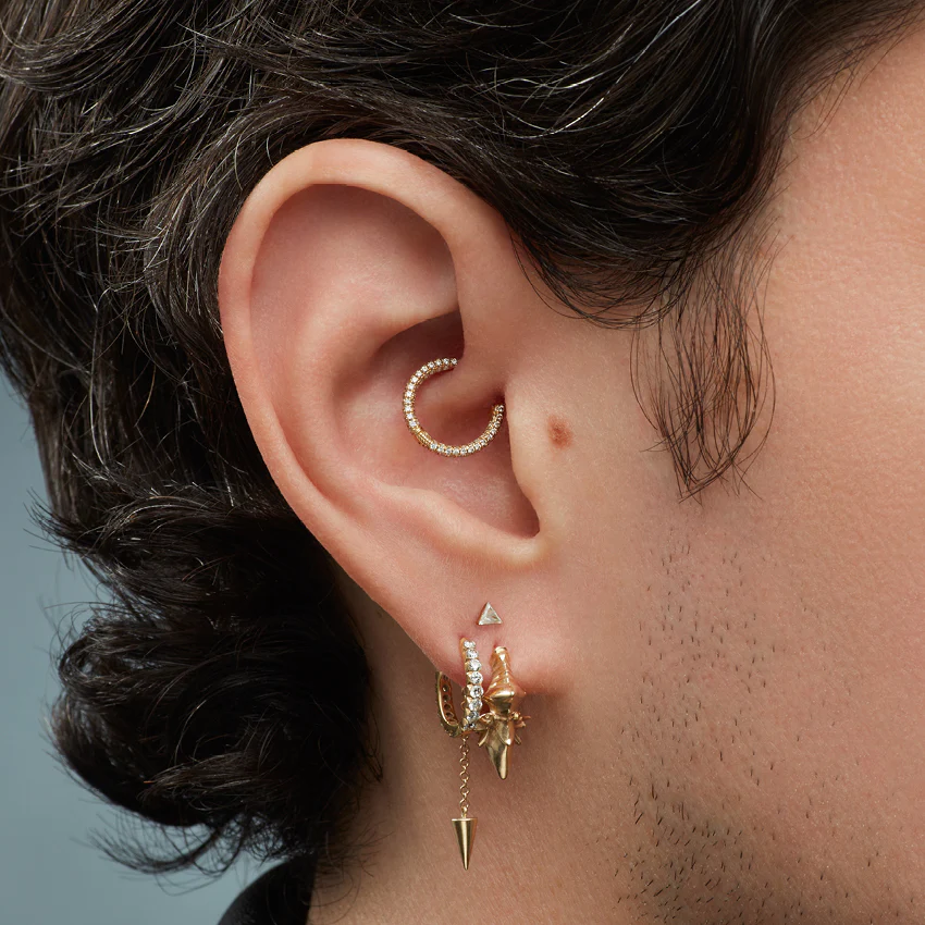 Invisible Set Diamond Eternity Hoop Earring - Image 35