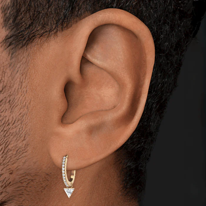 Invisible Set Triangle Diamond Charm - Image 9
