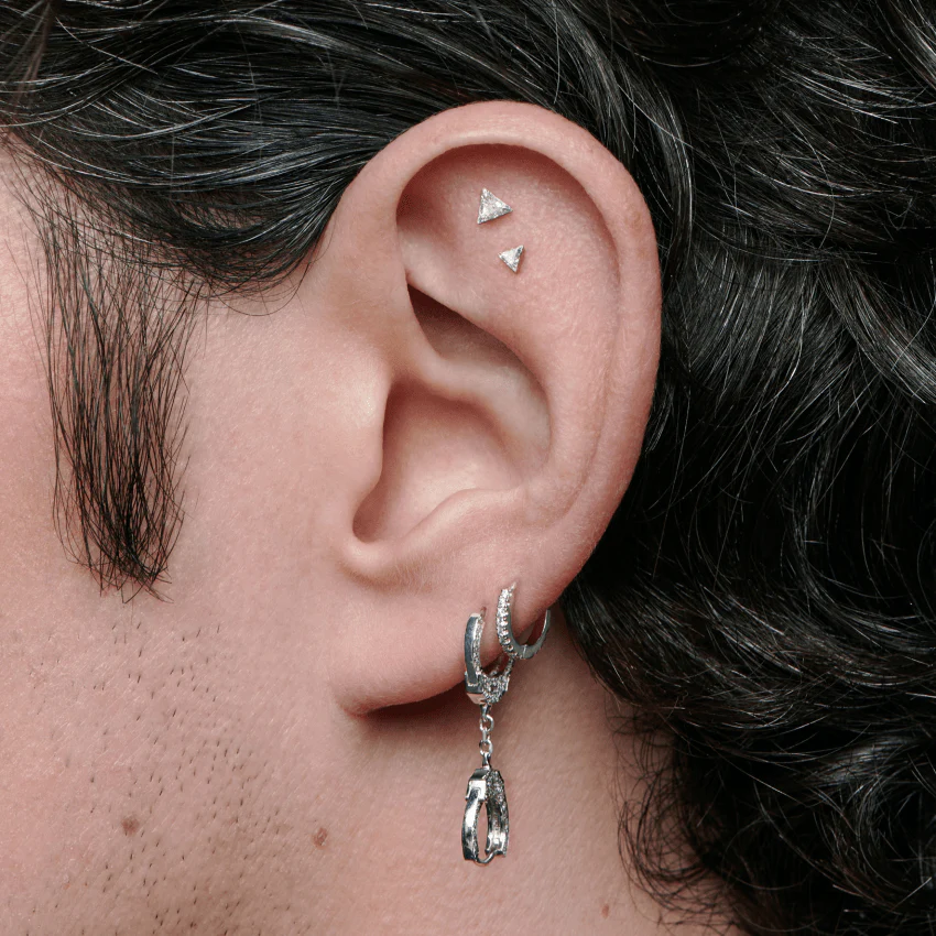 Invisible Set Triangle Diamond Threaded Stud Earring - Image 46
