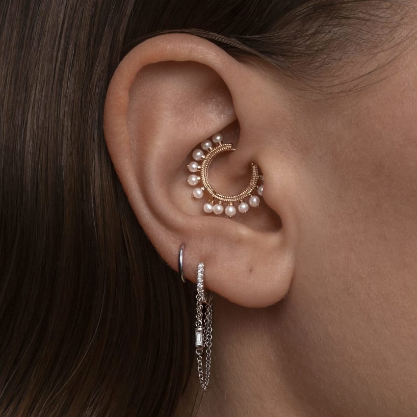 Pearl Coronet Hoop Earring - Image 34