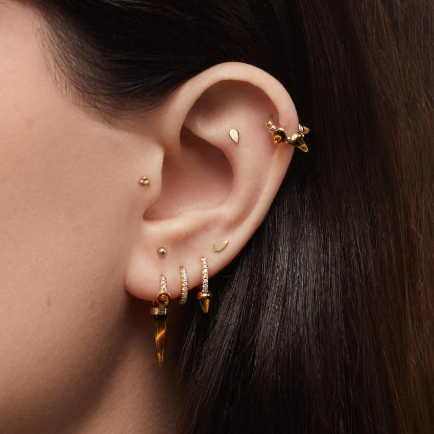 Plain Pear Shaped Threaded Stud Earring With Titanium Backing - Image 3