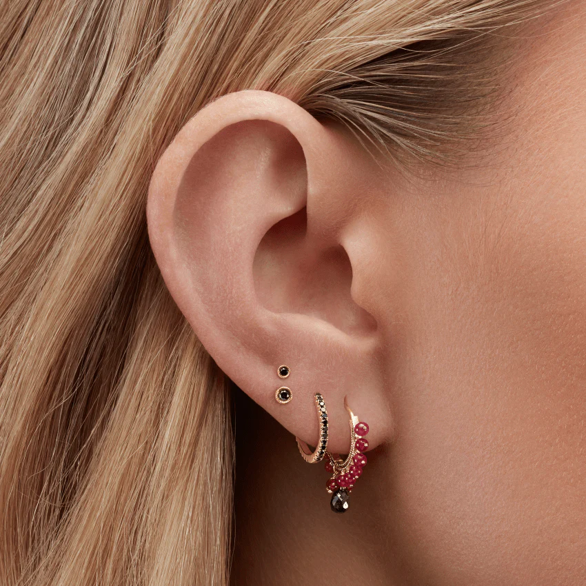 Scalloped Set Black Diamond Threaded Stud Earring - Image 9