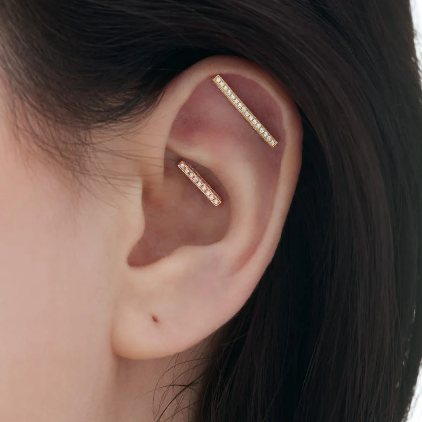 Square Diamond Pavé Bar Threaded Stud Earring - Image 23